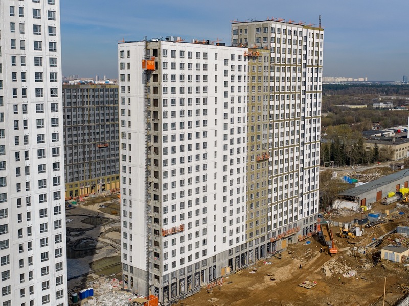 Апрель 2026