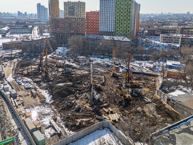 Март 2026