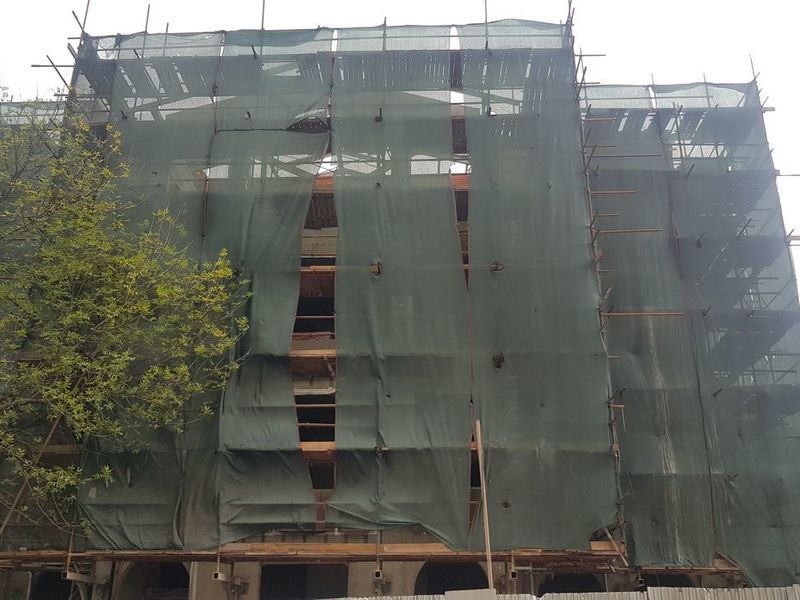 Фасадные работы, монтаж утеплителя, остекление