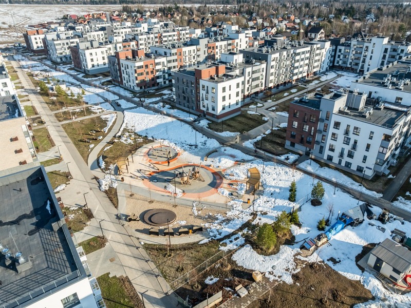 Март 2026