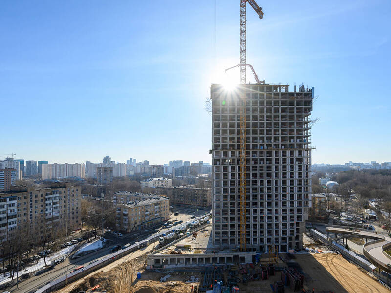 Апрель 2026