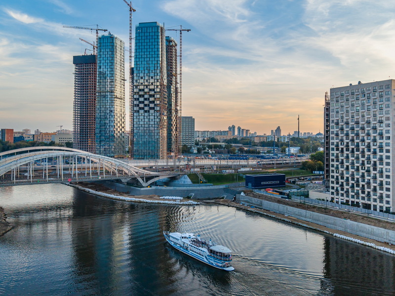 Сентябрь 2025