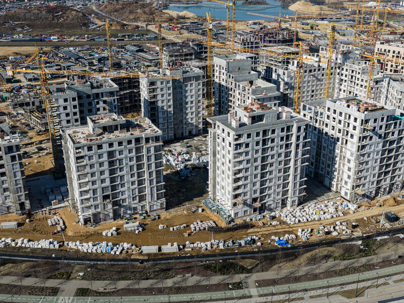 Апрель 2026