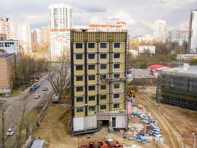Апрель 2026