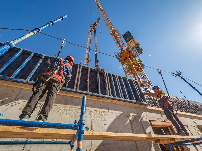 Сентябрь 2025