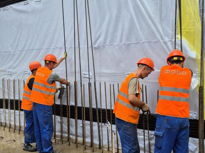 Сентябрь 2025