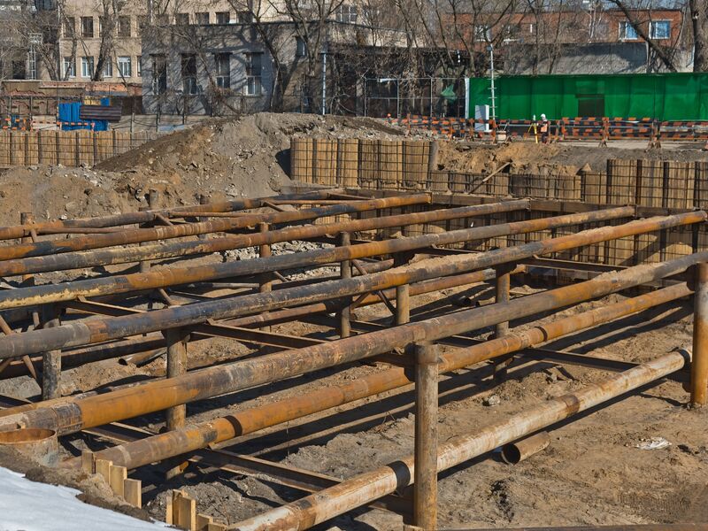 Март 2026